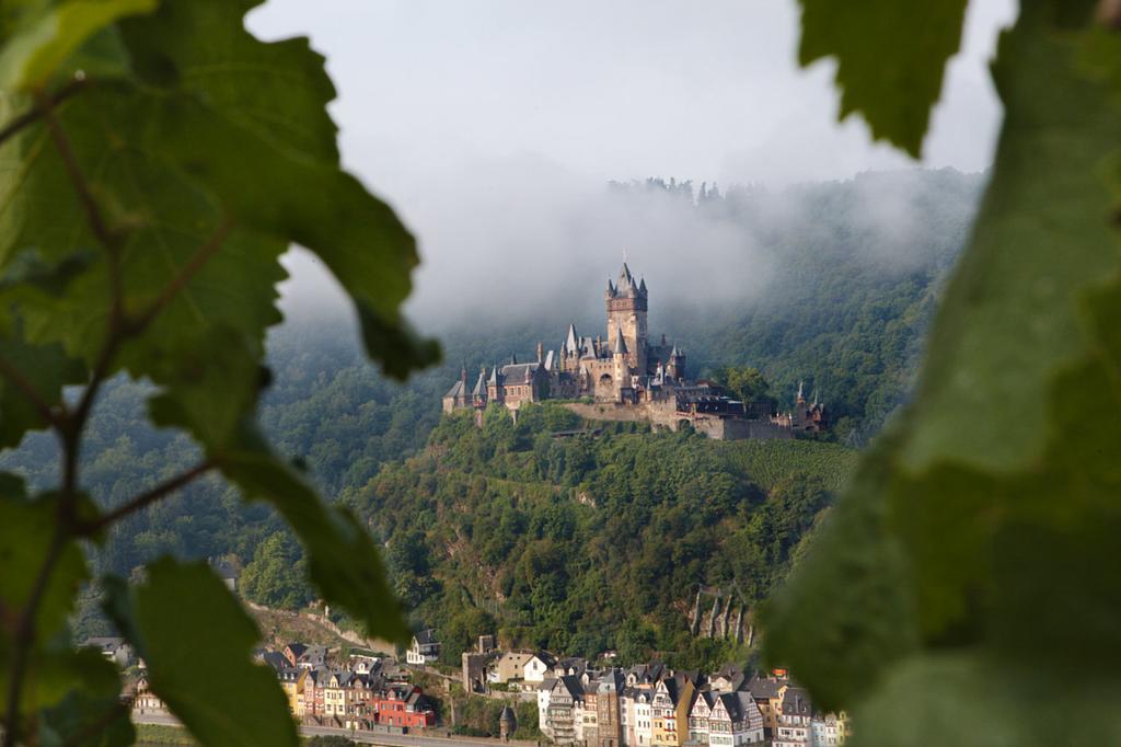 Hotel Am Hafen Cochem Exterior photo