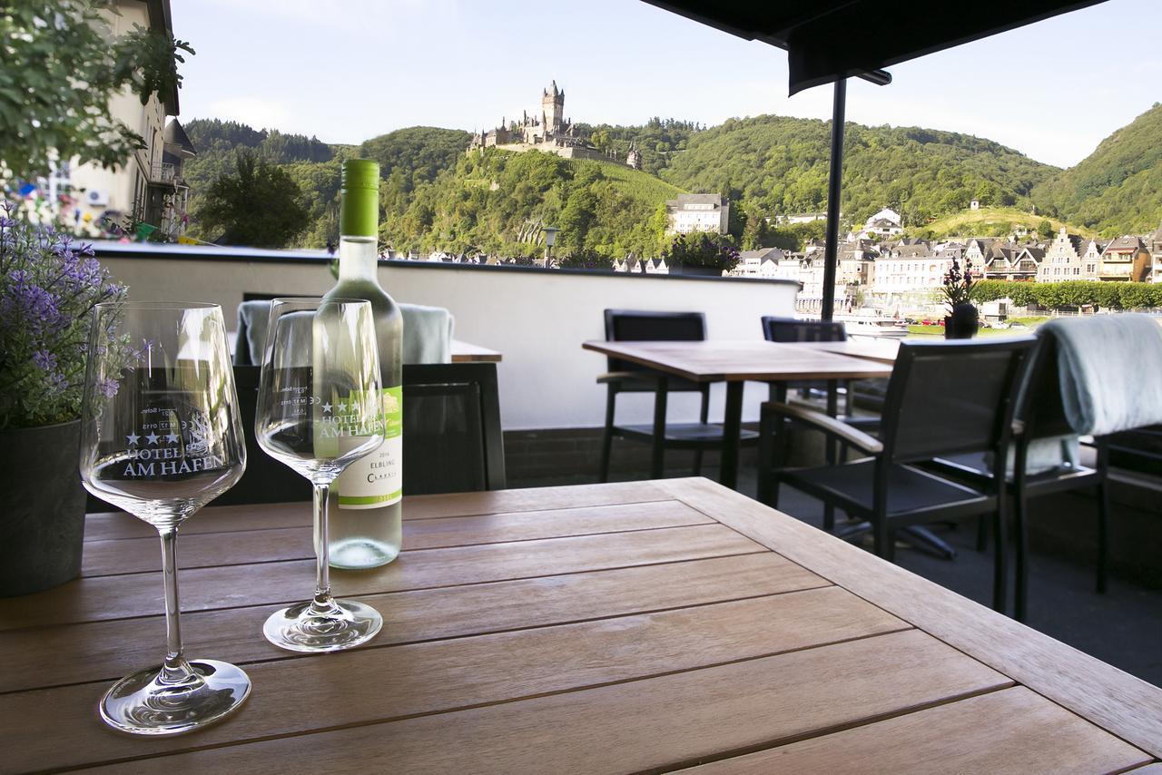Hotel Am Hafen Cochem Exterior photo