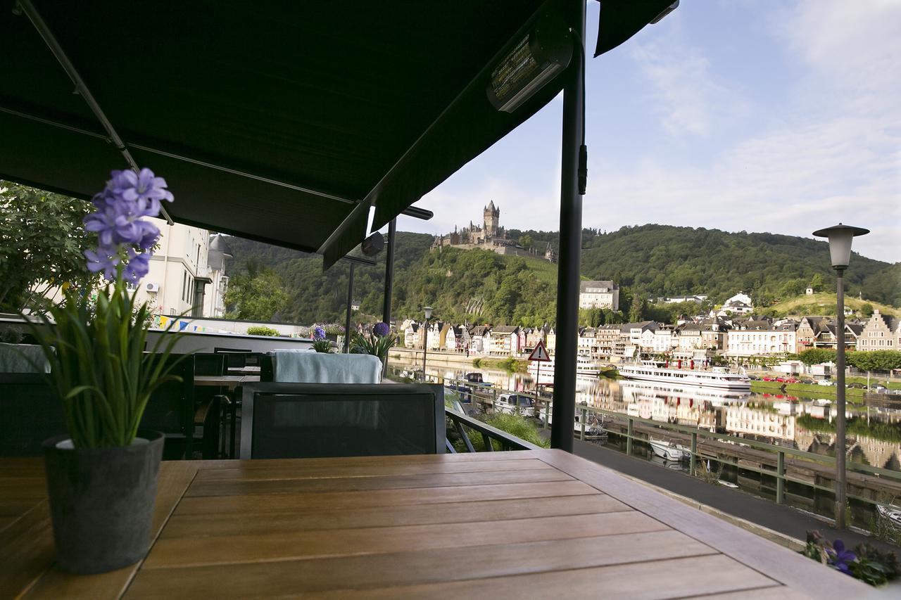 Hotel Am Hafen Cochem Exterior photo