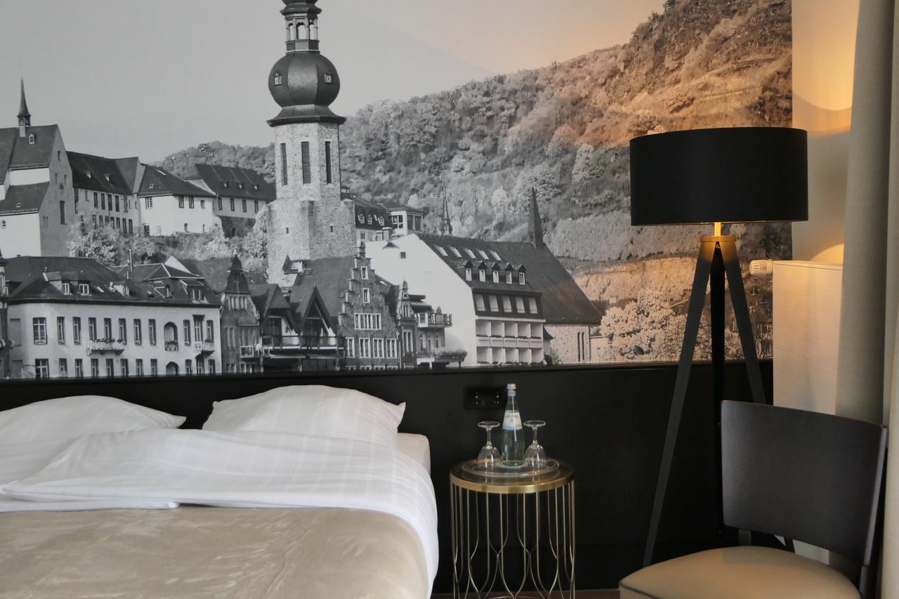 Hotel Am Hafen Cochem Exterior photo