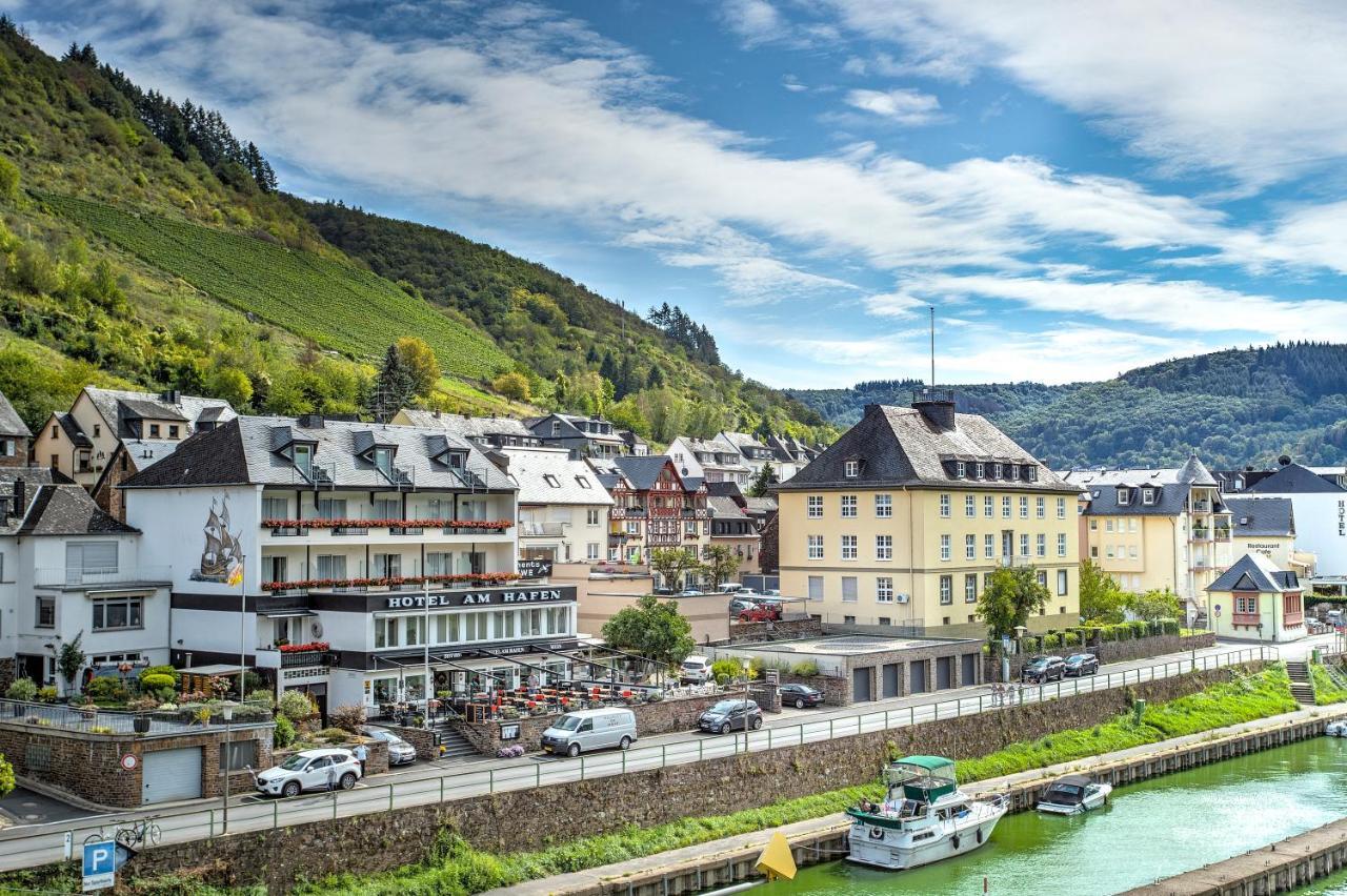 Hotel Am Hafen Cochem Exterior photo